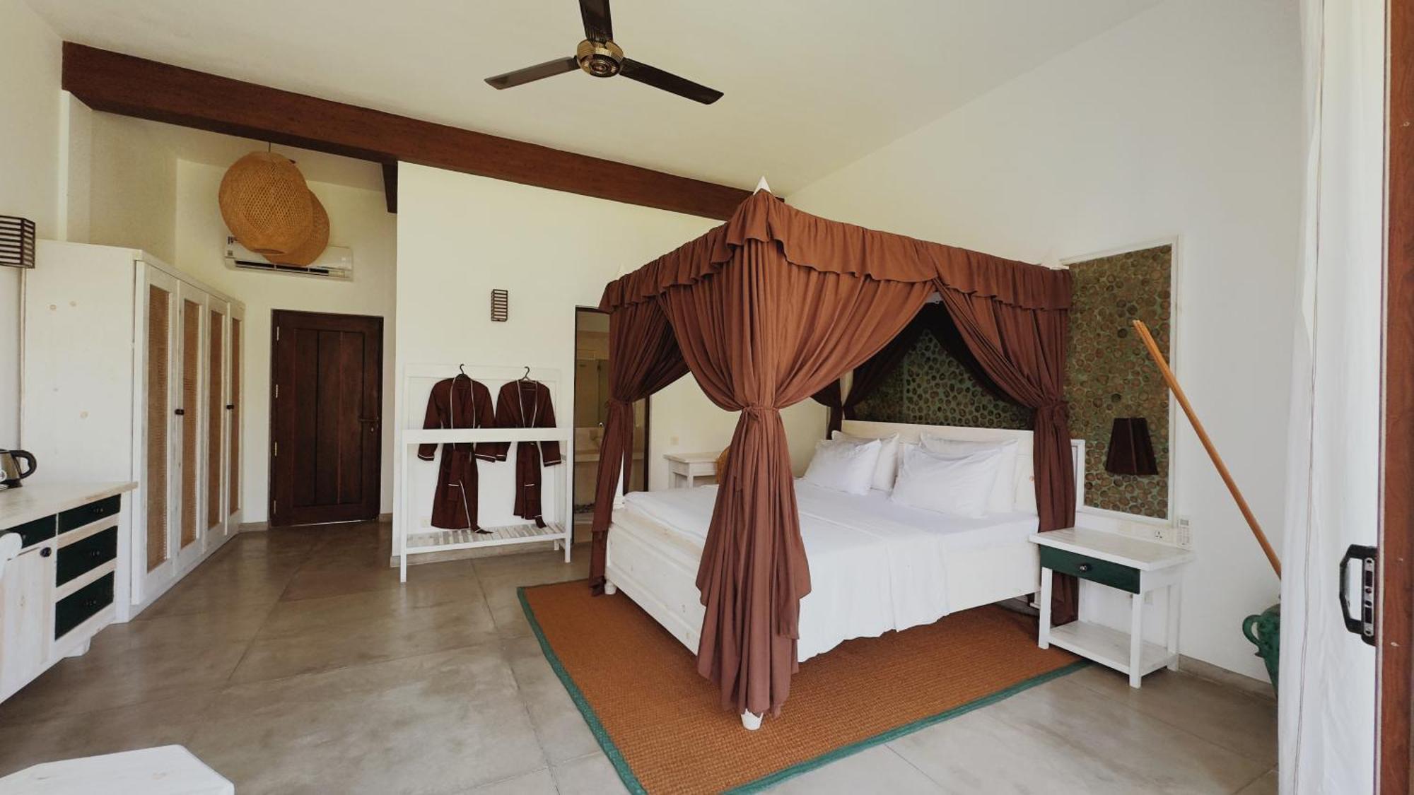 Palm Garden Ayurveda Resort อาฮานกามา ภายนอก รูปภาพ